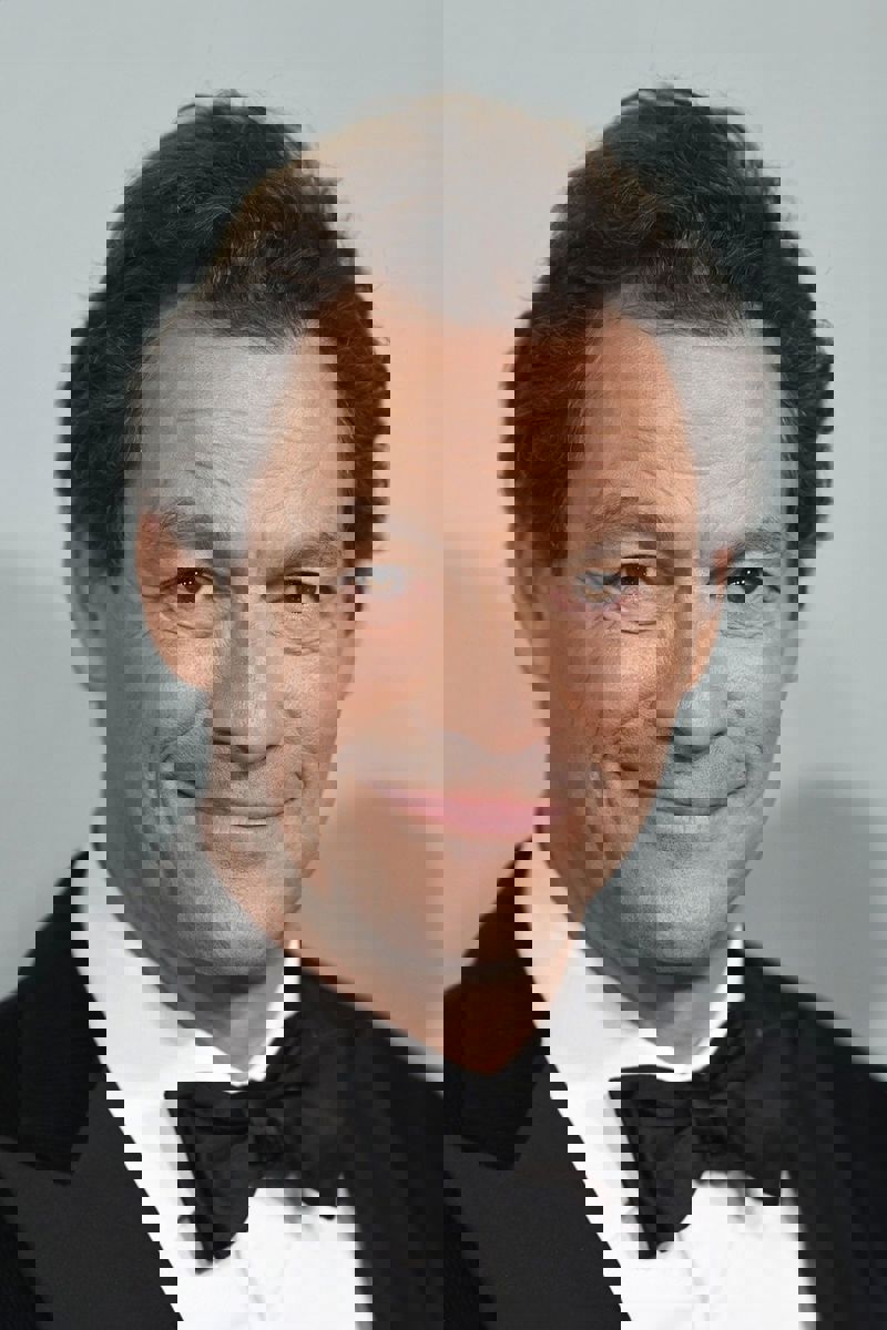 Dominic West