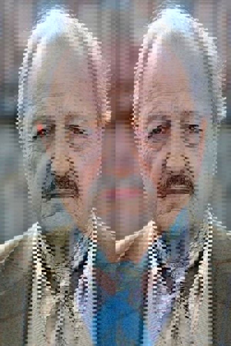 Peter Bowles