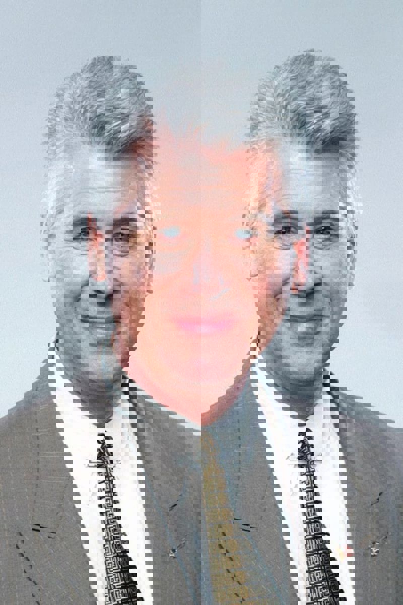 Barry Bostwick