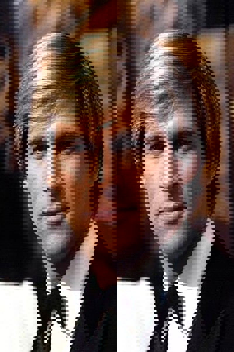 Simon MacCorkindale