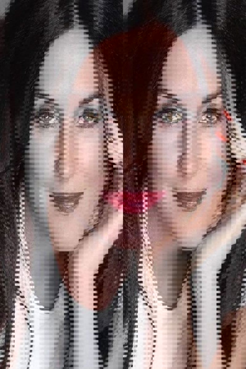 Lisa Zane