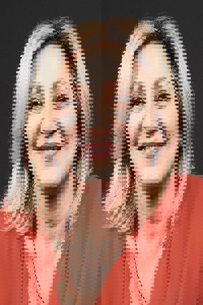 Edie Falco