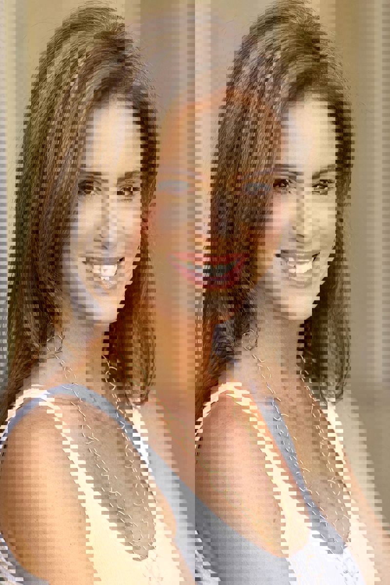 Betsy Russell