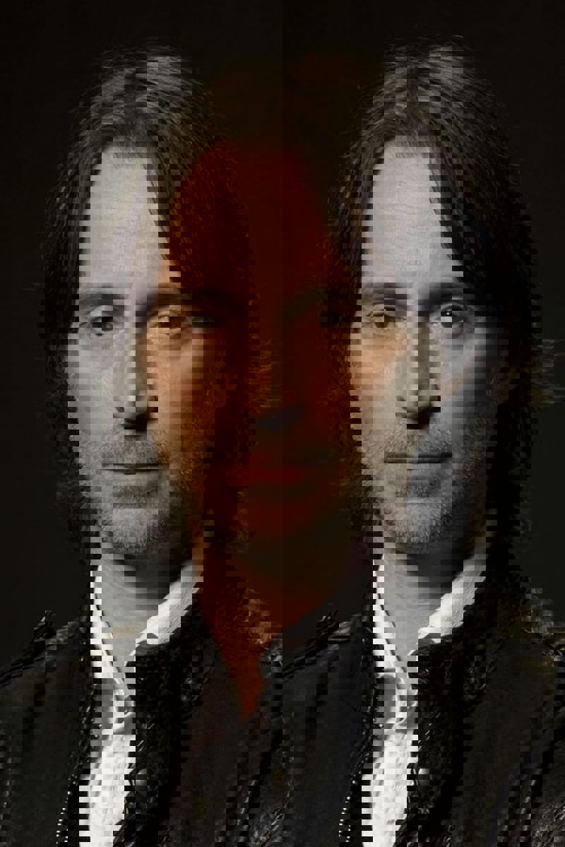 Robert Carlyle