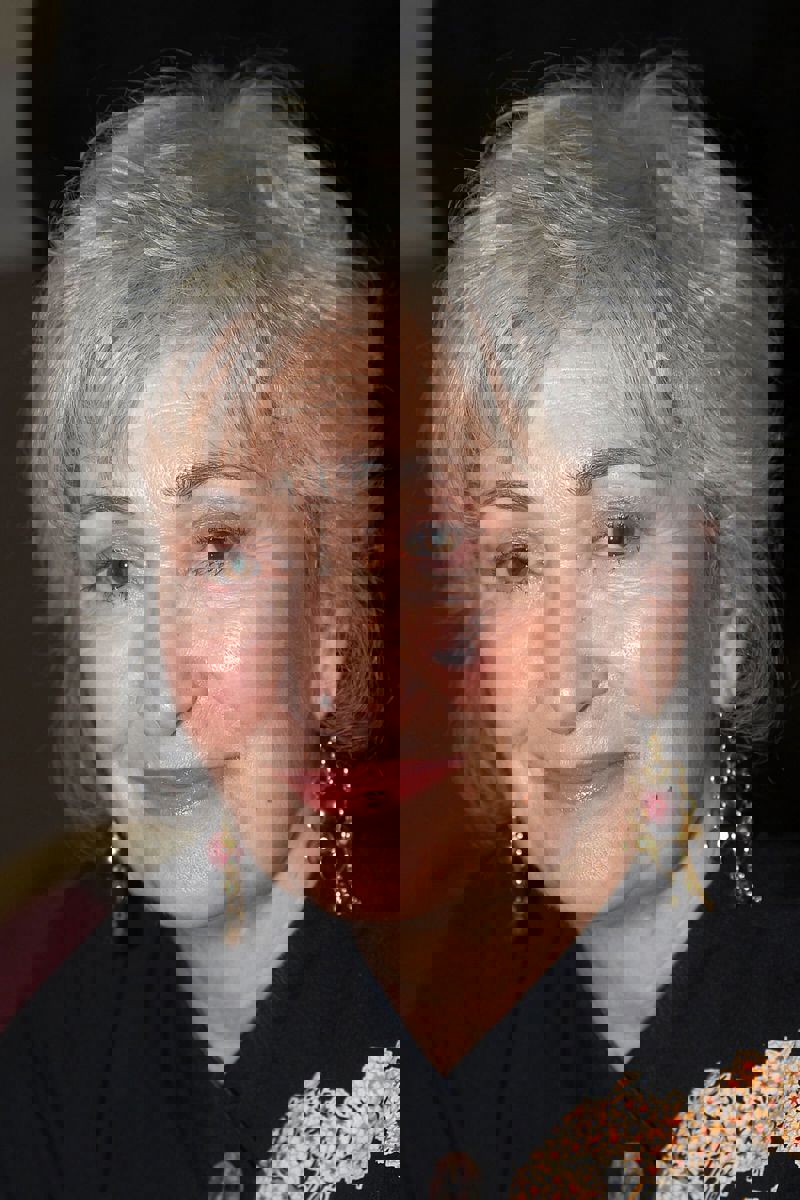 Jennifer Rhodes
