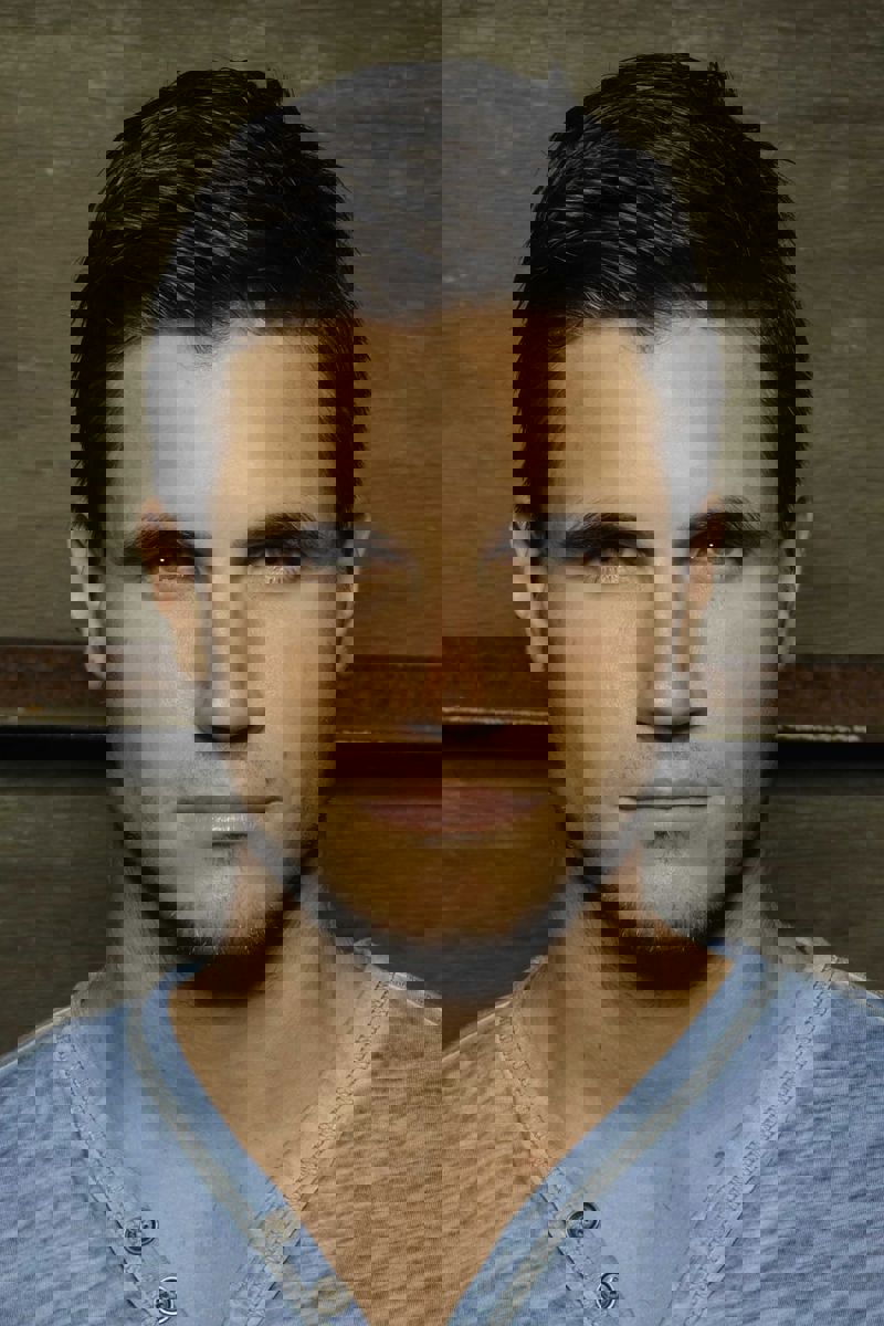 Robbie Amell