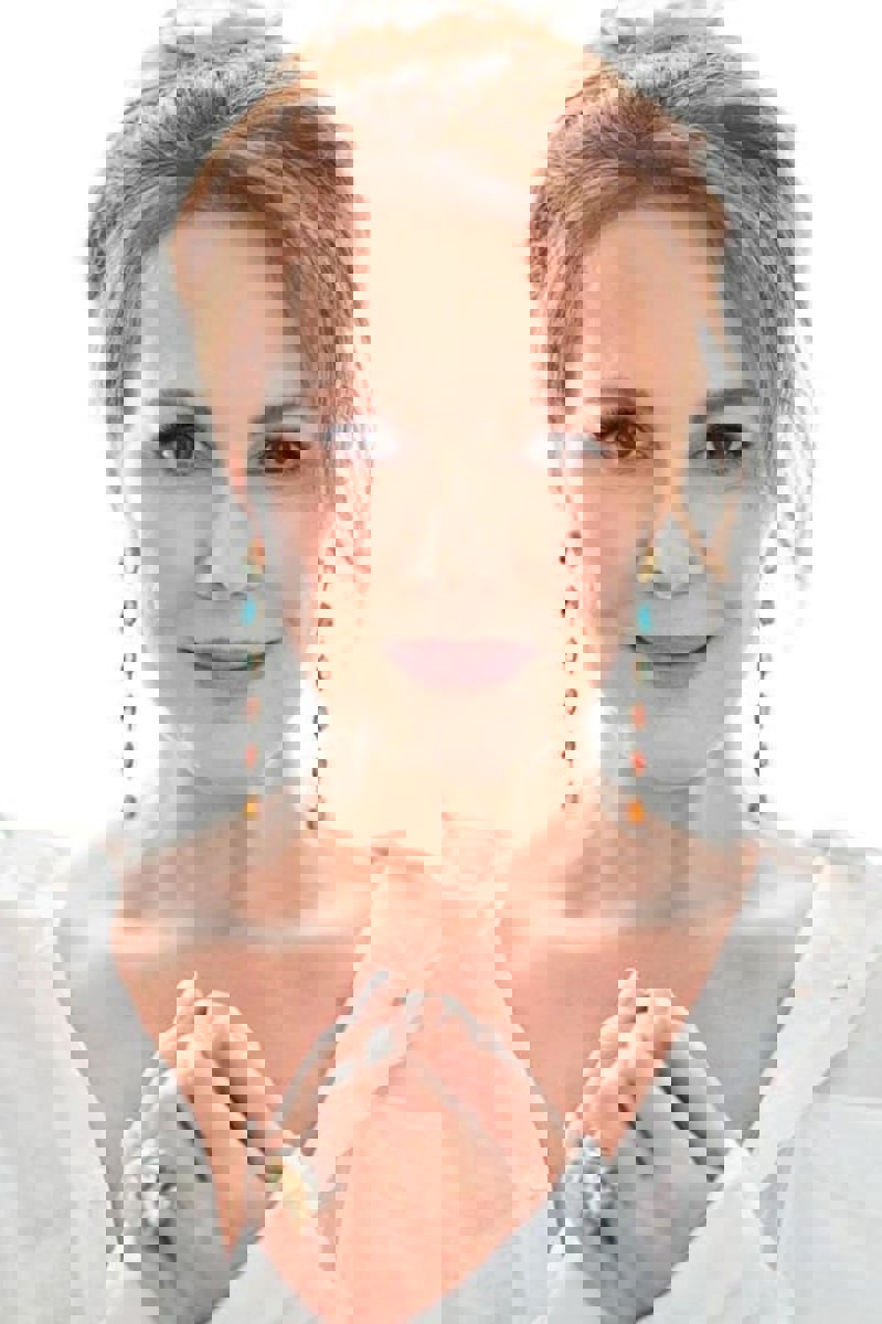 Elizabeth Perkins