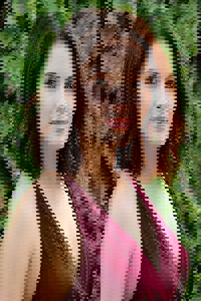 Olivia Grace Applegate