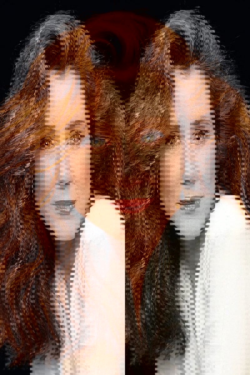Mary McDonnell